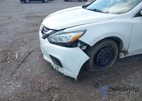 2016 Nissan Altima 2.5/2.5 S/2.5 Sl/2.5 Sr/2.5 Sv из США, поврежденный, VIN 1N4AL3AP6GC150556